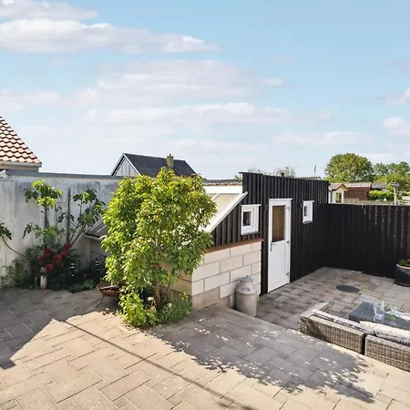 Holiday home 2 Bedroom Cozy In Otterup